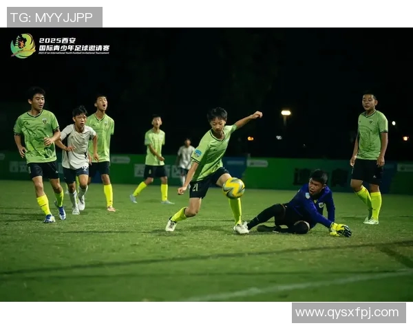 足球明星带球瞬间精彩回顾展现运动魅力与激情的完美结合